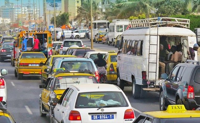 finance_sika's tweet photo. Le #Sénégal est le pays le plus performant en matière de mobilisation fiscale de la zone #UEMOA, en dépit de la densité de son secteur informel. #fisc #impôts.
https://t.co/f0ELPD7pDP https://t.co/GAPxux3tjs