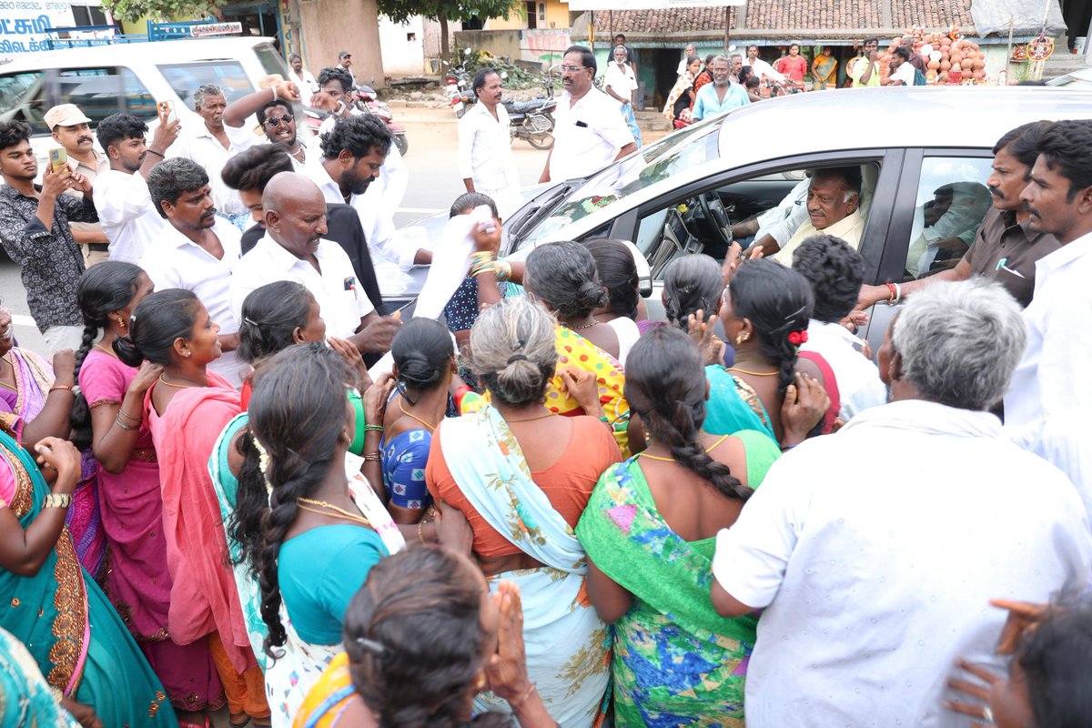 அஇஅதிமுக தொண்டர்கள் உரிமை மீட்பு குழு tweet media