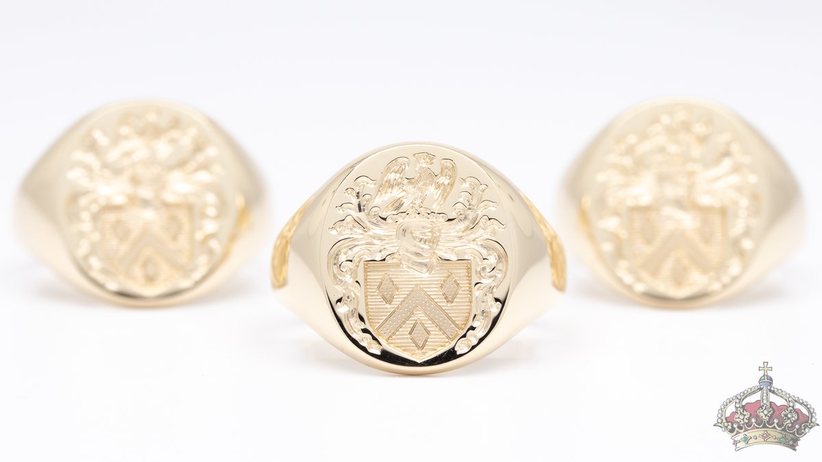 royaldiadem's tweet photo. A fantastic idea for that unique gift - a signet ring! A father did this for his boys and himself AND  the family crest was used. Not your everyday gift! Beautiful AND functional.
#rings #finejewelry #gold #jewelry #accessories https://t.co/6Oibst0kLI