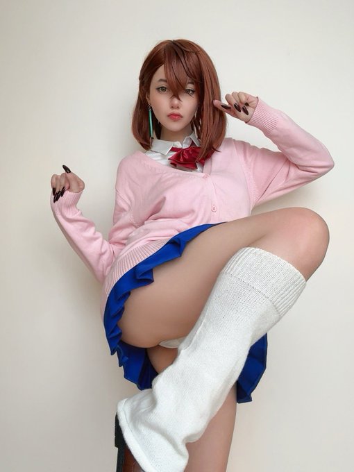 I wanna be Momo too ? https://t.co/0l3rG1d1g3