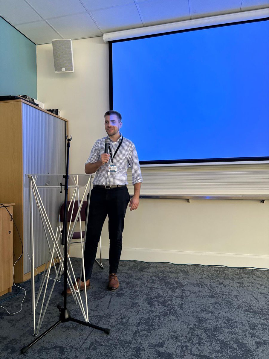Thank you to Nick Kowal coming to talk about his experience about working with ACPs and the support we provide to colleagues on a daily basis! #ACPsurgLeeds