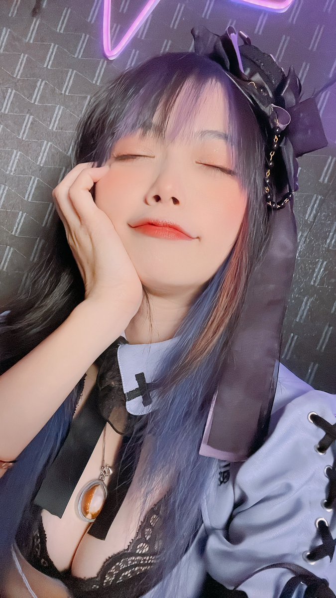 alcotld_weiss's tweet photo. หลับรอแน้ว มากันกี่โมง https://t.co/Lfjci0iK9D