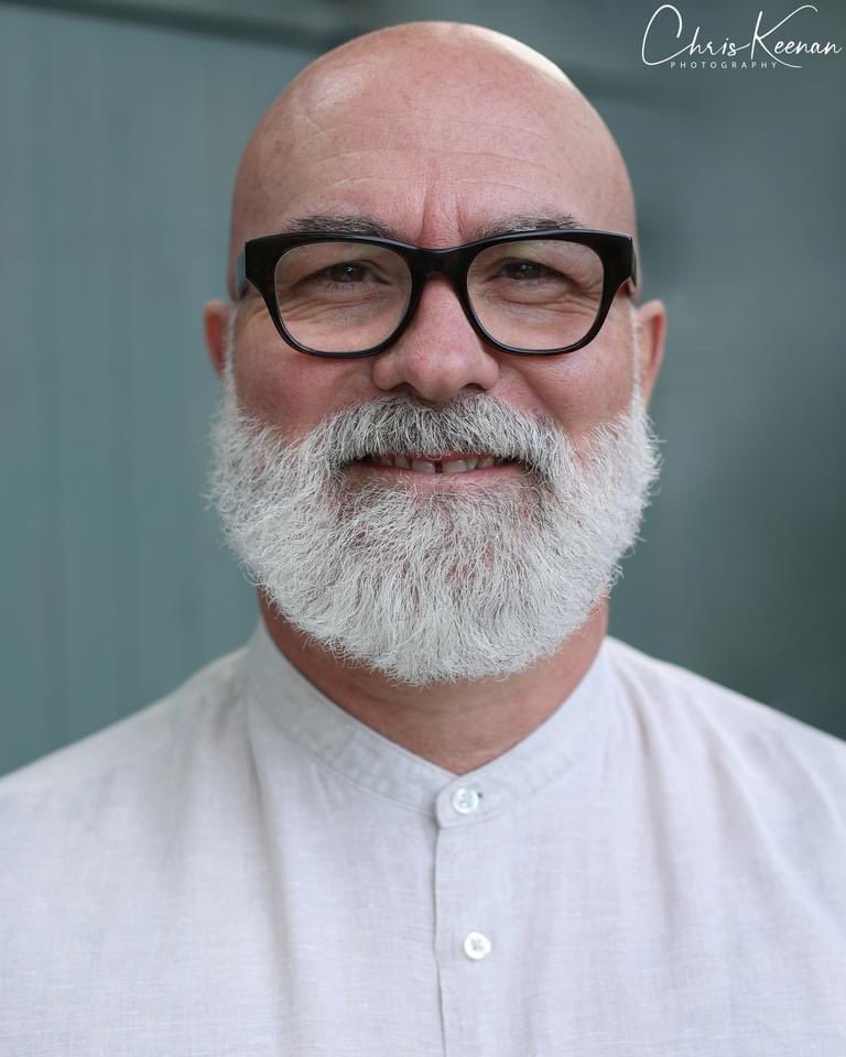 Great shoot with Tim in Essex 😃📸 For your headshots - and #vintagetruck shots - anywhere in England, send me a message! chriskeenanheadshots.com