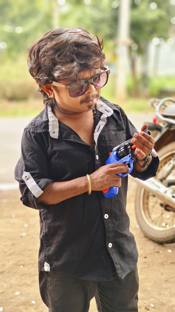 New post ✨ 😎
Happy diwali 🎇 not special but nice day 
#happy #diwali #newpost #igtv #trendingreels
#trending #instagram #instagram #myself 
#myhappness💞😍 #follow #followforfollowback 
#fullblack #black #nice #niceplace