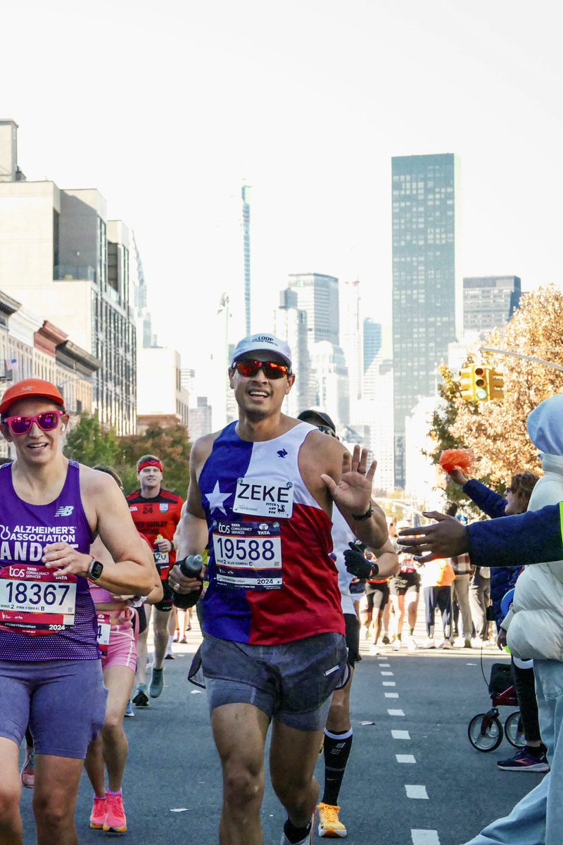 _zeketorres's tweet photo. This past Sunday I ran the NYC Marathon!!! It was hands down one of the greatest experiences of my life. The energy from the crowd and everyone in the city that day was absolutely electric⚡️!!!
26.2 Miles
5 Boroughs 
3 hours 44 minutes 37 seconds (PR for me!)
1st NYC Marathon! https://t.co/cyhwyQMJVV