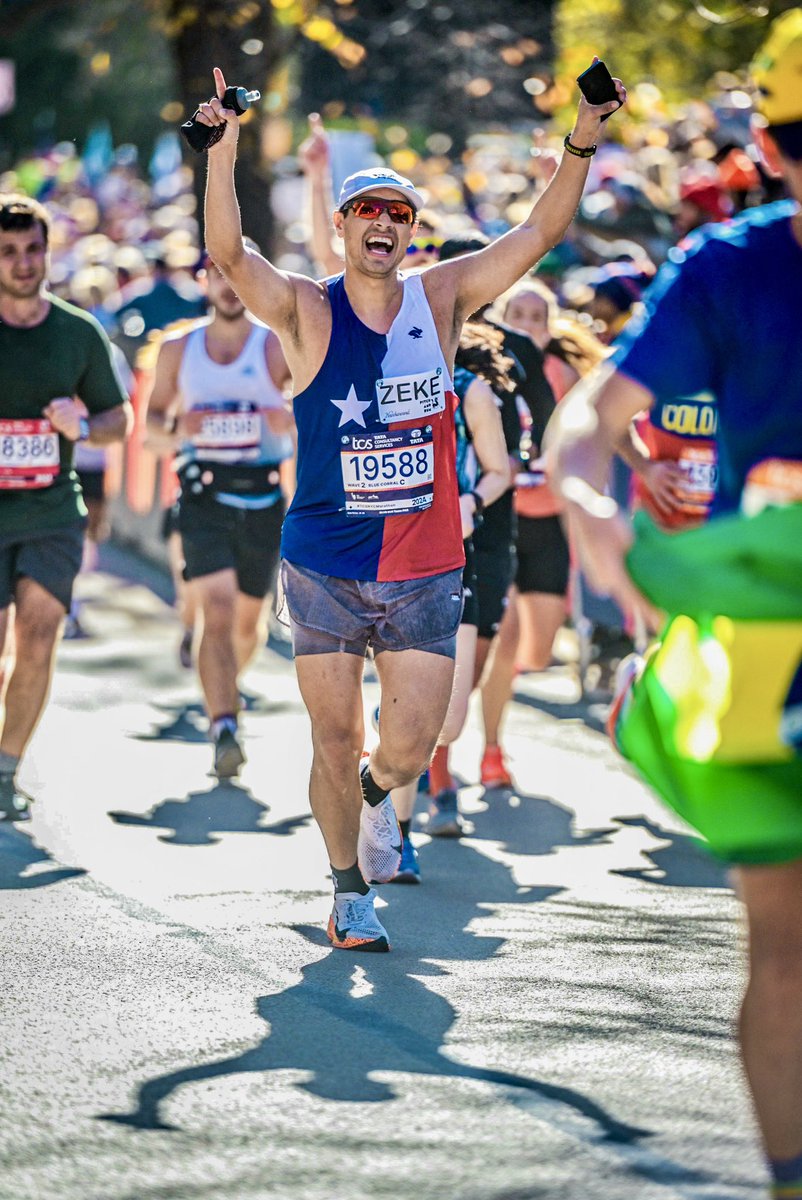 _zeketorres's tweet photo. This past Sunday I ran the NYC Marathon!!! It was hands down one of the greatest experiences of my life. The energy from the crowd and everyone in the city that day was absolutely electric⚡️!!!
26.2 Miles
5 Boroughs 
3 hours 44 minutes 37 seconds (PR for me!)
1st NYC Marathon! https://t.co/cyhwyQMJVV