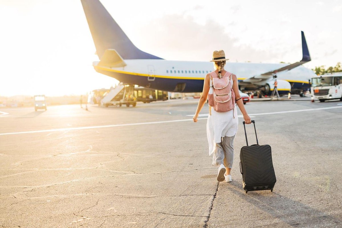 RemoteTribeLife's tweet image. Many Americans are considering #movingabroad due to the election. Henley &amp;amp; Partners reported a 504% increase in inquiries from Americans, and a survey by International Living found that 65% of respondents cite the election as a major reason for wanting to leave the U.S.