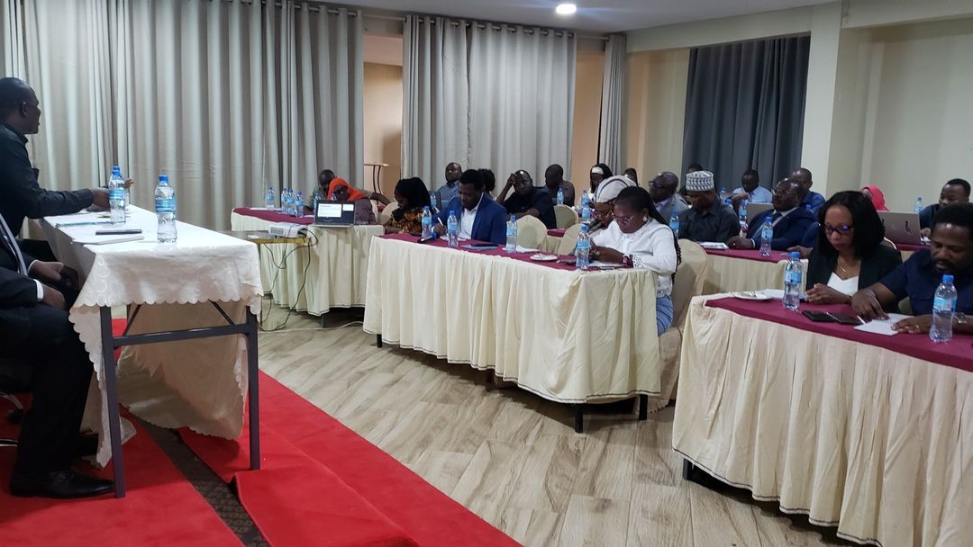 ANSAFForum's tweet photo. As a member of the Policy Forum and it's Budget Working Group, ANSAF participated in a meeting with Members of Parliament from the Budget and PAC committees on Budget Credibility and Public Expenditure Review in Dodoma. 
#Policyforum #OpenBudget https://t.co/qyHlqDFvvZ