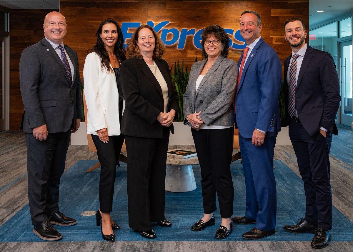 expressfran's tweet image. Congratulations, Tammy Shiner, Darleen McCarthy, and Toni McCord, on being named the new Franchise Owners of the Express office in Covington, LA!

We are ecstatic to have you as part of the Express family. We can't wait to see your positive impact on the community!