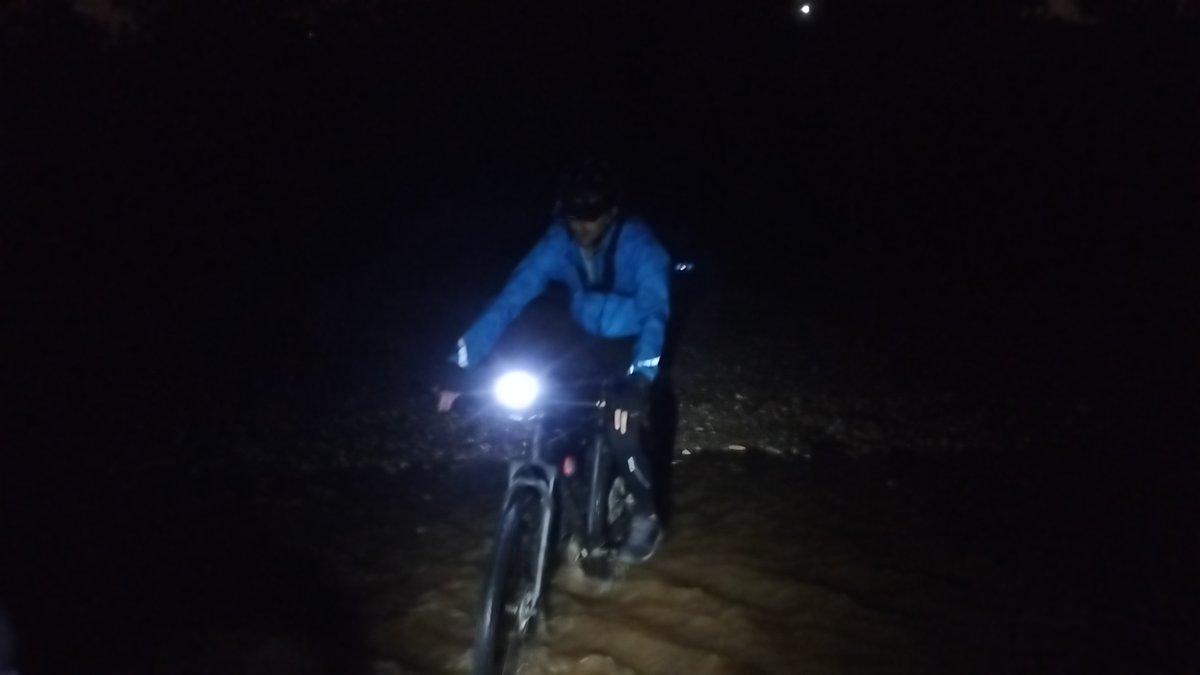 mkcosbtt's tweet photo. SORPRESA en positiu en travessar el torrent de la Betzuca i veure'l així de cabalós al seu pas per Torrebonica, en ple context de sequera. A poc a poc va tornant la vida als nostres torrents i rieres. A veure les fonts naturals!

#sortida230mkcos #tretzenatemporada https://t.co/1844Pjw0Sq