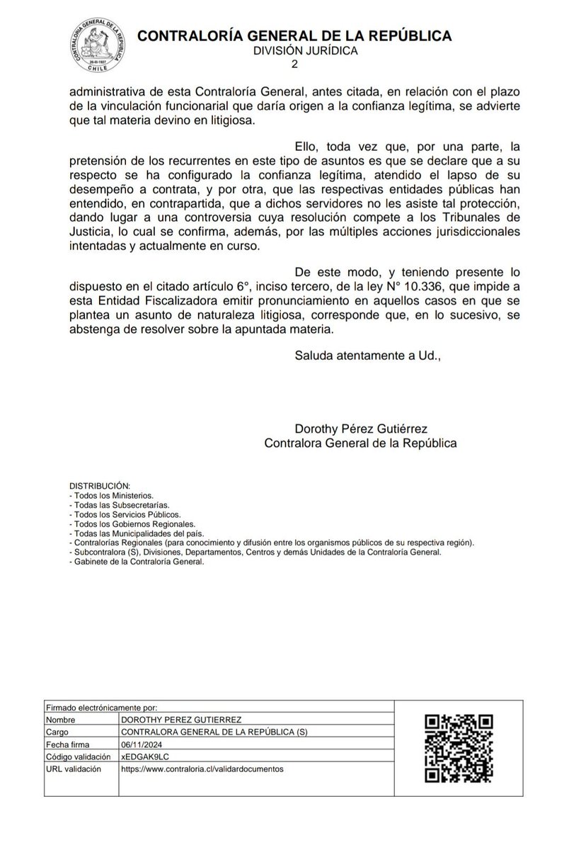 Cutchile's tweet photo. 🔴 ¡Estamos en alerta! No permitiremos que las y los trabajadores públicos, sean tratados como un botín político.
Desde la CUT, junto a la Mesa del Sector Público de la Central, vemos con preocupación el reciente dictamen, emitido de manera unilateral, por la Contralora Dorothy Pérez, vulnerando el derecho administrativo de confianza legítima y abriendo la puerta a despidos arbitrarios en el Estado.
#enalerta

@fenatsunitariarm @ajunji_chile @anef_chile @msp_cut_chile @colegiodeprofesores @sombraroja_ @Pdta_Ajunji  @ajunji_chile @anef_chile @confemuch @confedeprus @confenats @confusamchile @FENFUSSAP  @fentesschile @david_acuna_ @EricCamposBonta @karenpalma_