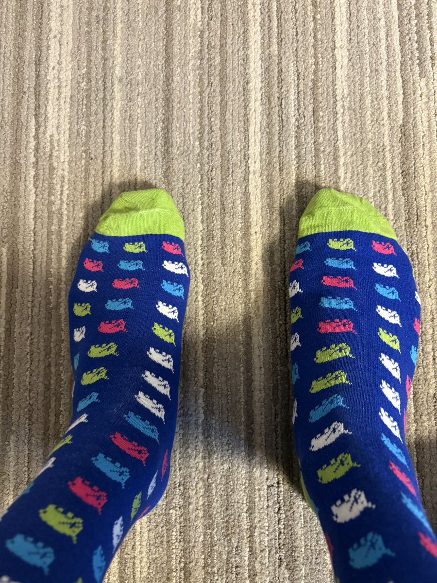 Taiob Ali (@sqlworldwide.bsky.social) (@sqlworldwide) on Twitter photo Day two of #PASSDataSummit if you wearing one color socks from you are doing it wrong.
Thank you <a href="/clairegiordano/">Claire Giordano ✨</a> Day two of #PASSDataSummit if you wearing one color socks from you are doing it wrong.
Thank you <a href="/clairegiordano/">Claire Giordano ✨</a>