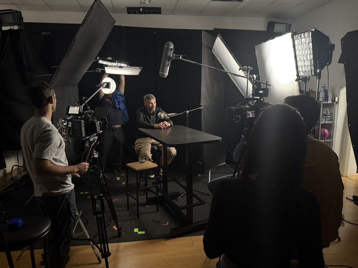 Videostroj tweet media