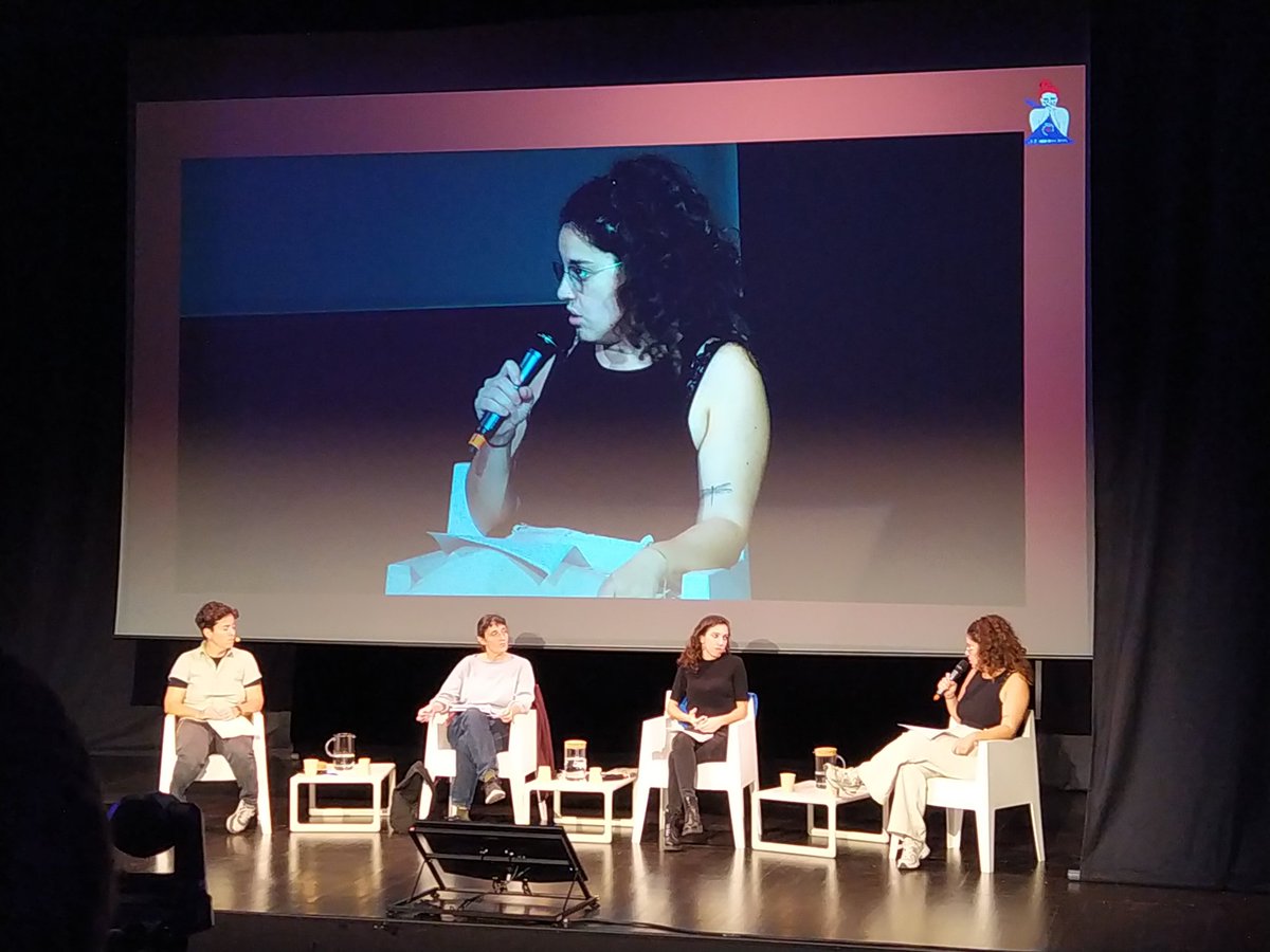 Xarxa Punt TIC (@punttic) on Twitter photo <a href="/diba/">Diputació de Barcelona</a> <a href="/bcn_ajuntament/">Ajuntament de Barcelona</a> <a href="/igualtatcat/">Igualtat i Feminisme</a> <a href="/MACBA_Barcelona/">MACBA | Museu | BCN</a> <a href="/ICIPeace/">ICIP</a> <a href="/Prouviolencia/">Prou Violència</a> <a href="/Laia_Serra_/">Laia Serra</a> <a href="/GuiomarRovira/">Guiomar Rovira</a> <a href="/educaciocat/">Educació</a> <a href="/CoopCurcuma/">Cúrcuma cooperativa</a> 🗣️ Berta Marquès (<a href="/CoopCurcuma/">Cúrcuma cooperativa</a>): "Hem de connectar amb el jovent des de les emocions, des d'allò que viuen a les aules, des d'allò que viuen a casa seva" <a href="/diba/">Diputació de Barcelona</a> <a href="/bcn_ajuntament/">Ajuntament de Barcelona</a> <a href="/igualtatcat/">Igualtat i Feminisme</a> <a href="/MACBA_Barcelona/">MACBA | Museu | BCN</a> <a href="/ICIPeace/">ICIP</a> <a href="/Prouviolencia/">Prou Violència</a> <a href="/Laia_Serra_/">Laia Serra</a> <a href="/GuiomarRovira/">Guiomar Rovira</a> <a href="/educaciocat/">Educació</a> <a href="/CoopCurcuma/">Cúrcuma cooperativa</a> 🗣️ Berta Marquès (<a href="/CoopCurcuma/">Cúrcuma cooperativa</a>): "Hem de connectar amb el jovent des de les emocions, des d'allò que viuen a les aules, des d'allò que viuen a casa seva"