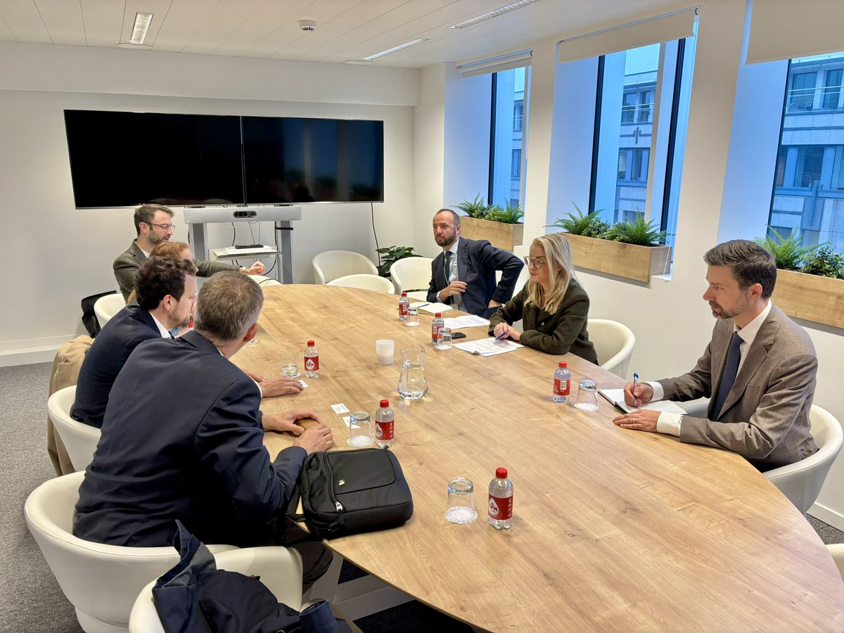 MariaMalovaEU's tweet photo. Slovakia supports technologically neutral approach to reaching climate neutrality 🌱 Therefore I appreciated the discussion with the Negative Emissions Platform @NEP_Brussels on the contribution of the carbon removal technologies and their potential to enhance 🇪🇺 competitiveness https://t.co/O9V9g5CB32