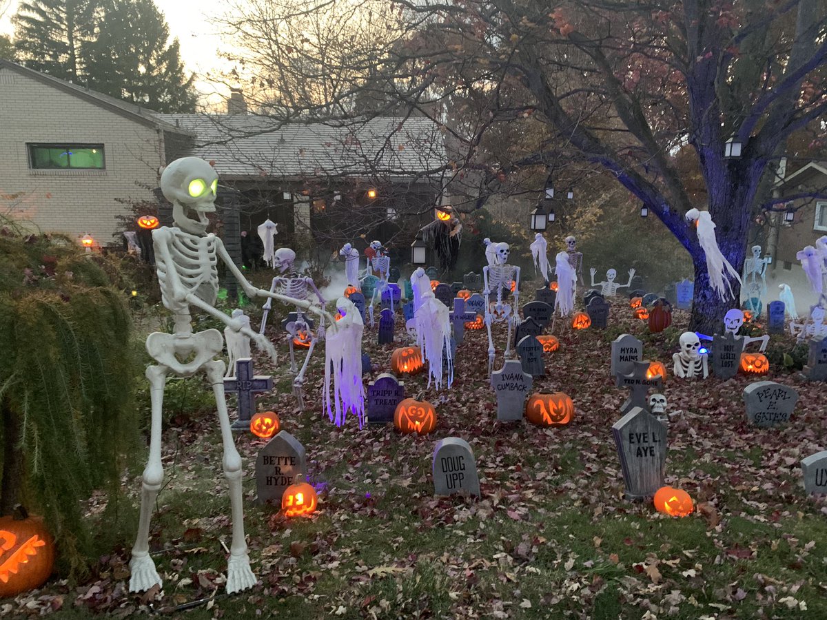 GolebiewskiMike's tweet photo. Lookback at Halloween 2024… https://t.co/c00mEQtGp2
