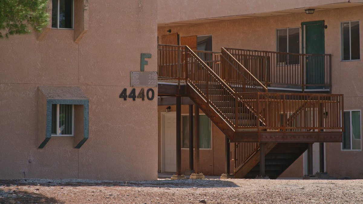 azIllustrated's tweet image. Hip-Hop artist and community leader @Cashlansky is working to bridge resource gaps in his community. Through his nonprofit and role as an ambassador for @29thrive , part of this work is empowering locals through facilitating community-led research.

Watch: tv.azpm.org/p/new/2024/11/…