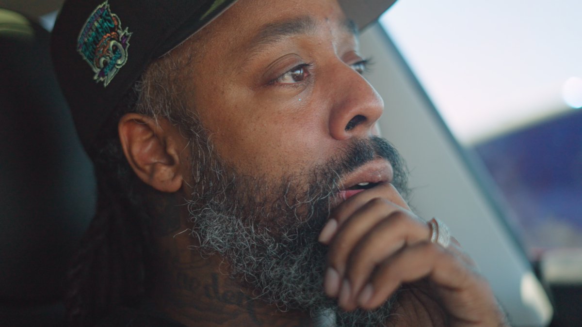 azIllustrated's tweet image. Hip-Hop artist and community leader @Cashlansky is working to bridge resource gaps in his community. Through his nonprofit and role as an ambassador for @29thrive , part of this work is empowering locals through facilitating community-led research.

Watch: tv.azpm.org/p/new/2024/11/…