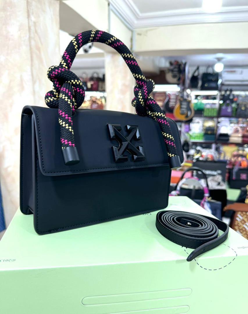 Houseofkhairat_'s tweet photo. N125,000

Location: Lagos (delivery nationwide) https://t.co/7Cq4dZGpBD