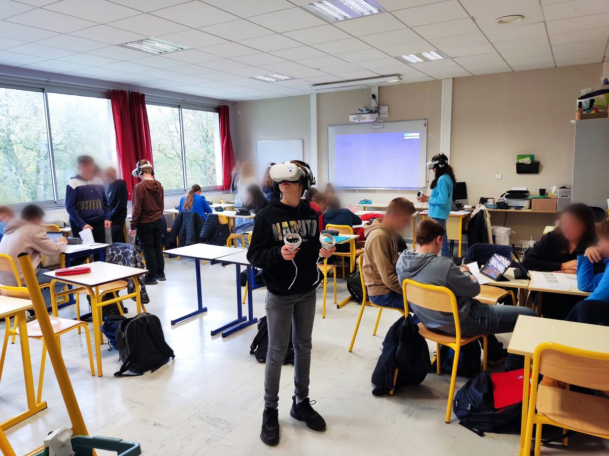 Collège Émilie du Châtelet tweet media