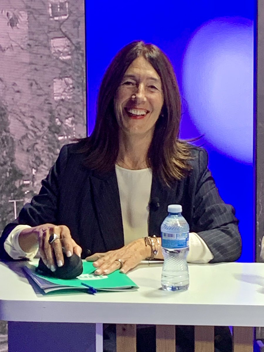 JuntsMollet's tweet photo. ✅ Aquesta nit:
➡️ 20:30h i 22:30h
📺 No et perdis el debat municipal a Vallès Visió!
👥 Amb la participació de @carme_olaria , una cita per al futur de #Mollet!
#DebatMunicipal #juntsmollet @vallesvisio https://t.co/8V5rOkvSX7