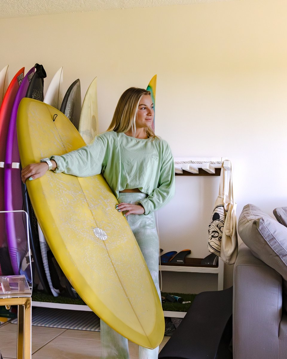 freestyle_watch's tweet photo. Board picked, Shark Clip Lime strapped, and the ocean calling. It’s go time! 🏄♀️
#surfsup #surfskate #surfingstyle #surfin #surflifestyle #surfwatch #surfvibes #surfingtime #surftime #watchoftheday #watchcollector https://t.co/TBRYrThzwi https://t.co/gPu3TYG0mX