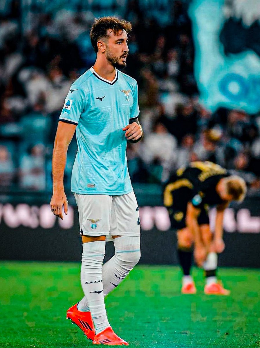 Alex_Piace's tweet image. Non deve essere facile per questo ragazzo, dopo tutto quello che ha passato, doversi fermare di nuovo. 
Forza Gaetano, siamo con te 💙🦅

#Castrovilli #Lazio