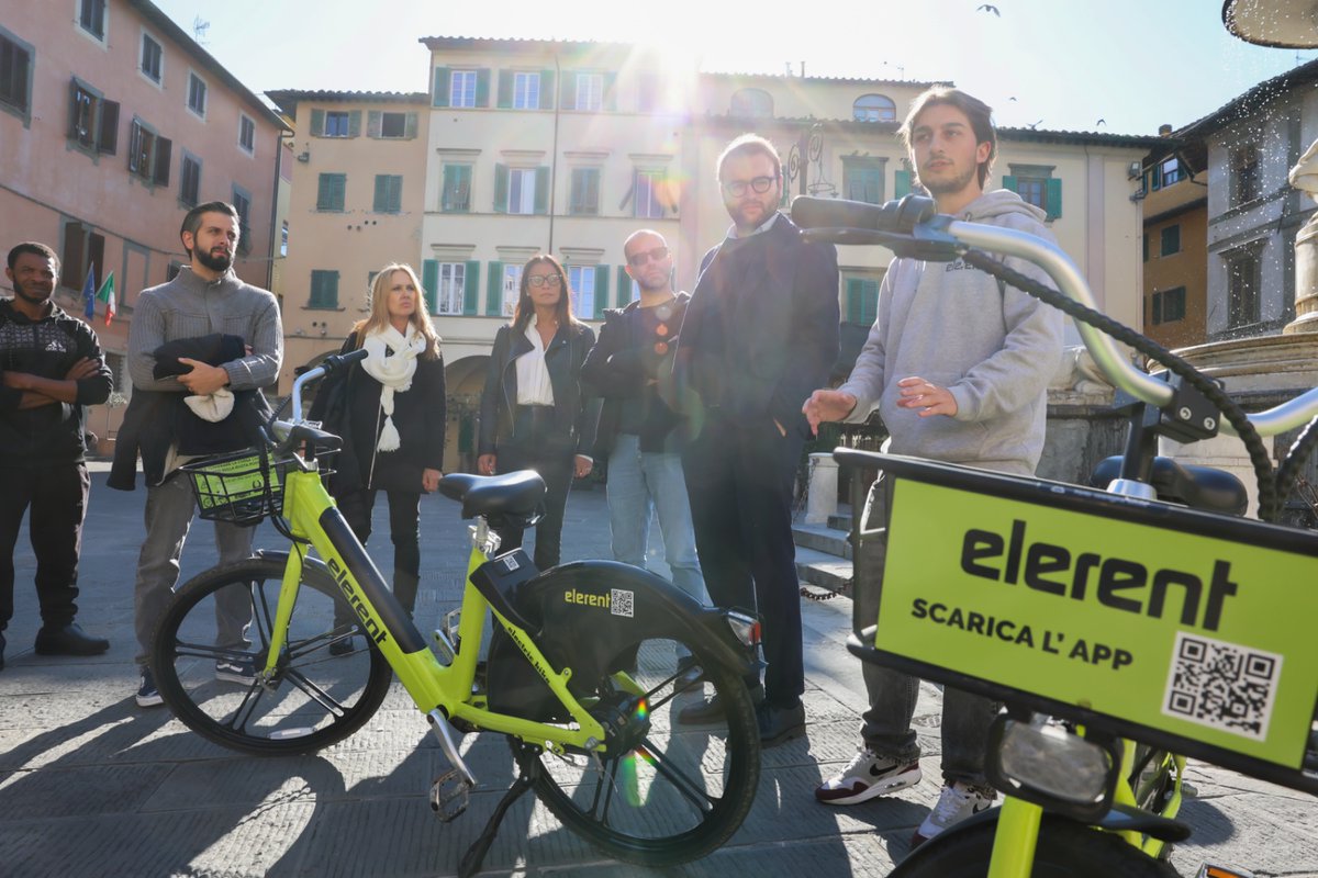 🚲 Inaugurato il bike sharing con Elerent, 20 mezzi già a disposizione

Saranno disponibili in 10 stazioni nei punti chiave di Empoli. Il sindaco: "Come amministrazione investiremo nella mobilità con tre nuove ciclopiste"

👉 shorturl.at/Sy9qR