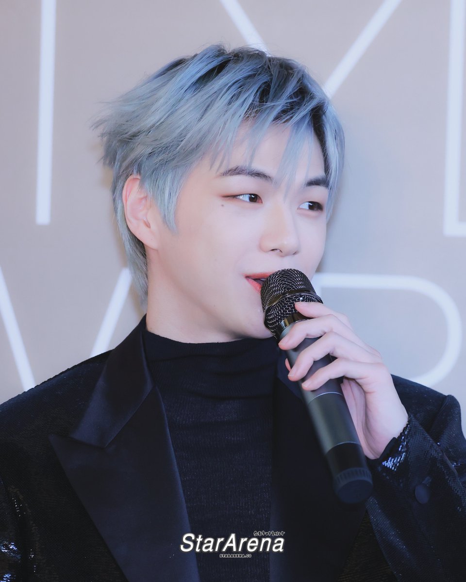 StarArena_'s tweet photo. 241107 KANG DANIEL at ELLE Style Awards Asia 2024

More photos📷 https://t.co/h8bSLvrSXA

@kd_officialx #KANGDANIELinMACAU
#KANGDANIEL #강다니엘 #姜丹尼爾
#엘르스타일어워즈 #ellestyleawards https://t.co/SZ06BN878D