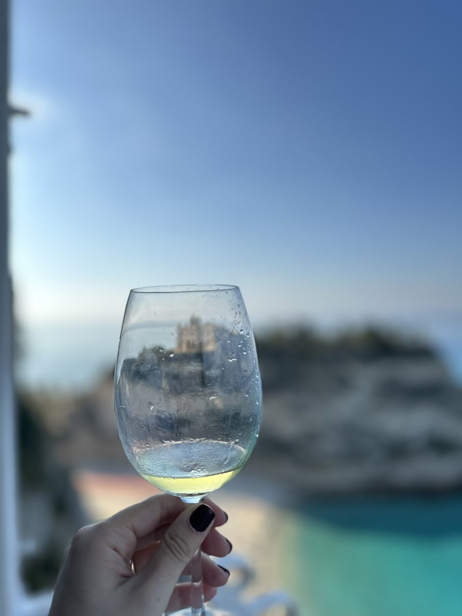 rosputeri's tweet photo. 💙 #tropea #tropeacalabria https://t.co/kqquMG3t7C