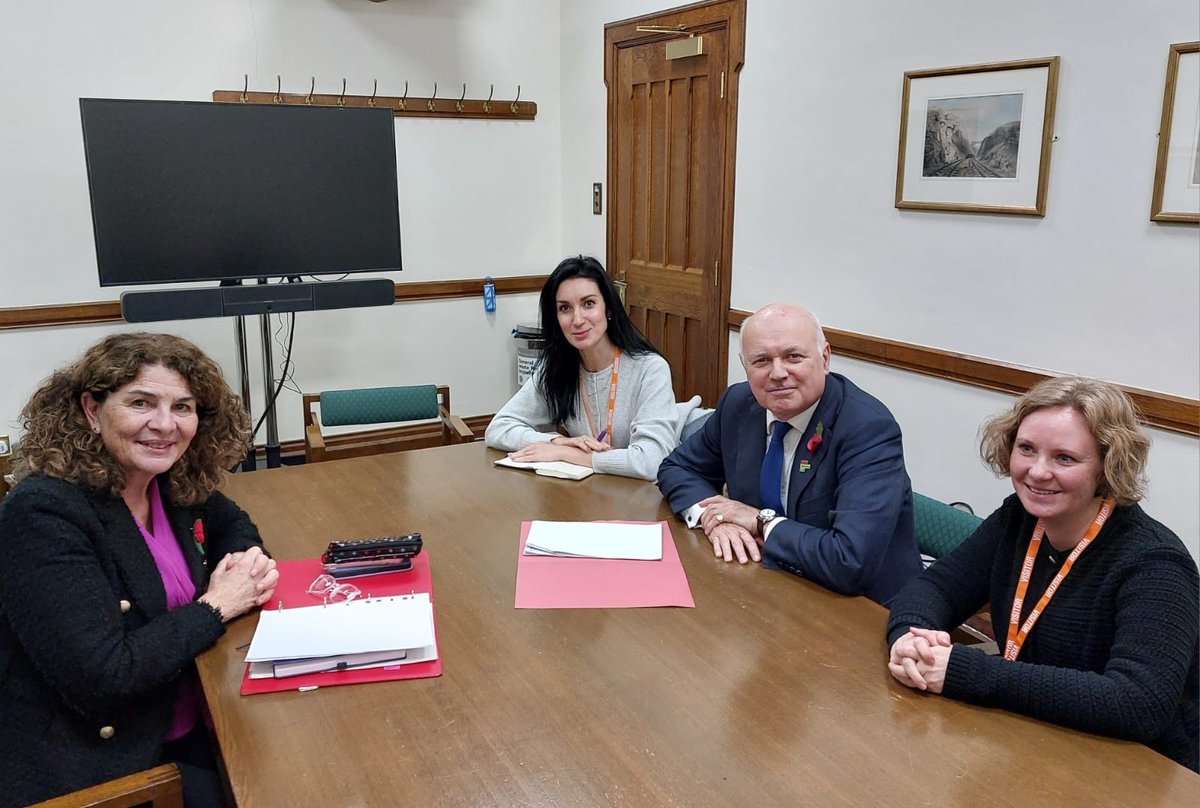 Yesterday, I had a positive meeting with <a href="/TGrenJardan/">Tatiana Gren-Jardan</a> and <a href="/MPIainDS/">Iain Duncan Smith MP Chingford & Woodford Green</a> to discuss how to combat cuckooing – the practice where criminals take over the homes of vulnerable people.

This government is taking strong action to stop violence and exploitation to make our streets safer.