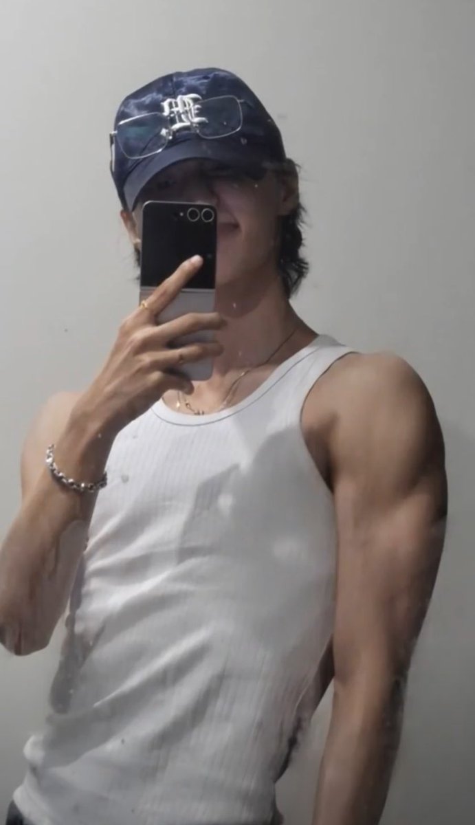부앙 tweet media