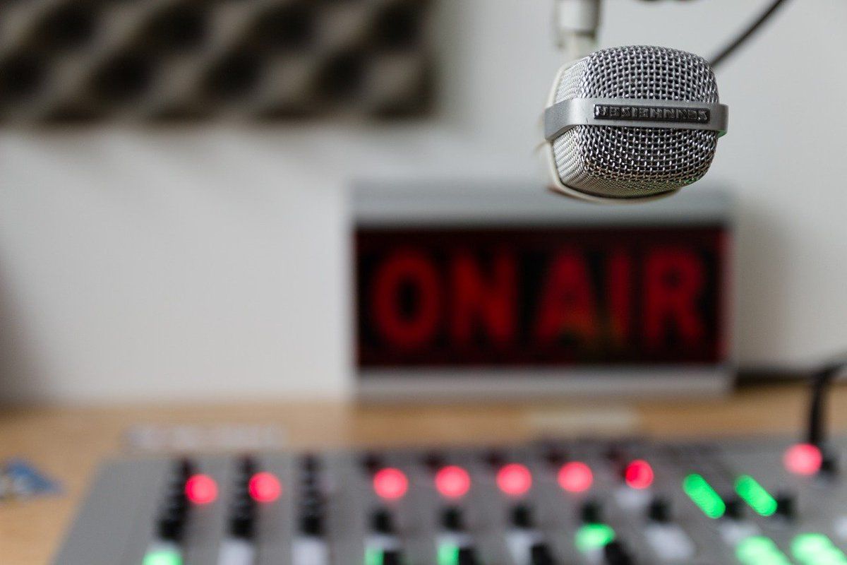 5changes's tweet photo. ๐ค What could church unity look like? Listen to interviews with Ian Mayer @ianrmayer & Download FREE Resources ๐ป
https://t.co/DKxhb9vLvG ๐บ
#Podcast #Church #BraverTogether #Christianity https://t.co/tsa6MuJLlT