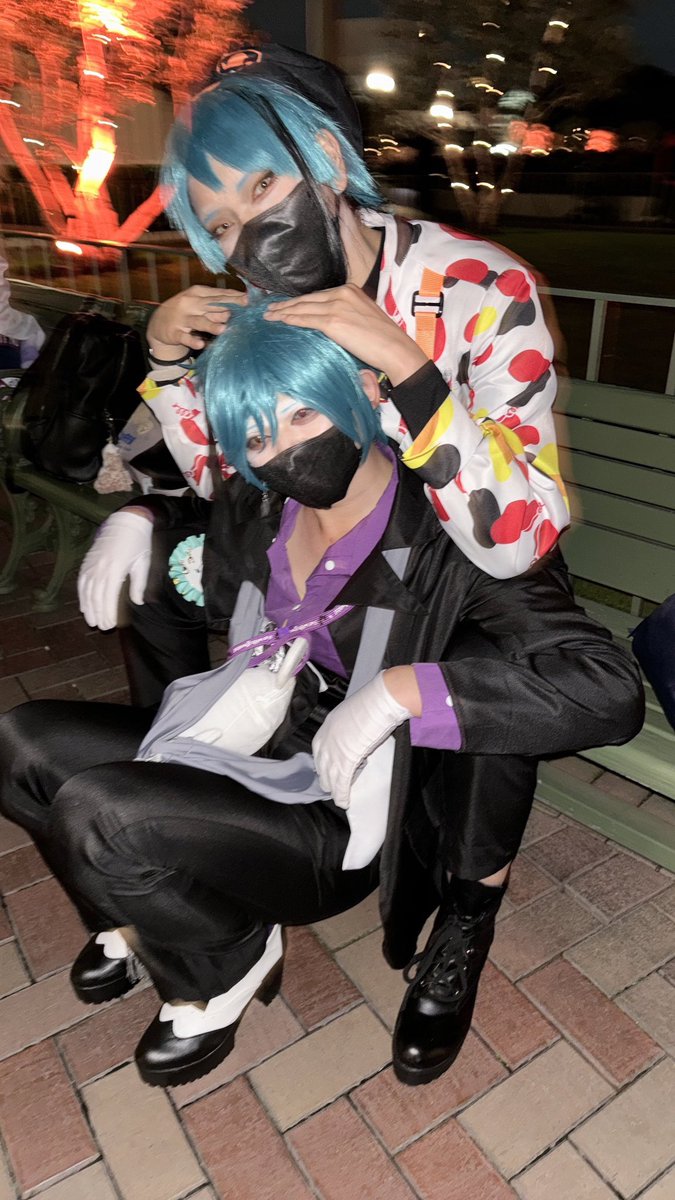__3mic9's tweet photo. 誕生日にジェイドとなかよしできてほんとにハッピー！！！
ありがとうございました！！

顔面国宝🐬@NjRsu_ 

 #Dハロ仮装2024 
 #Dハロツイステ https://t.co/EOyqOl69YU