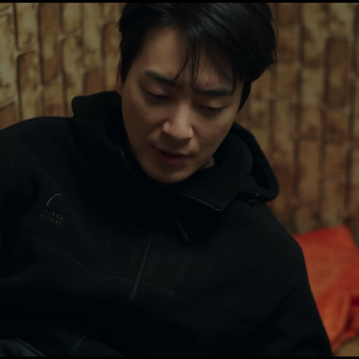 진짜 뒤지겠는데 고기는 너무 땡겨.. 
..? ..... 동재 입덧을 이렇게 준다고...