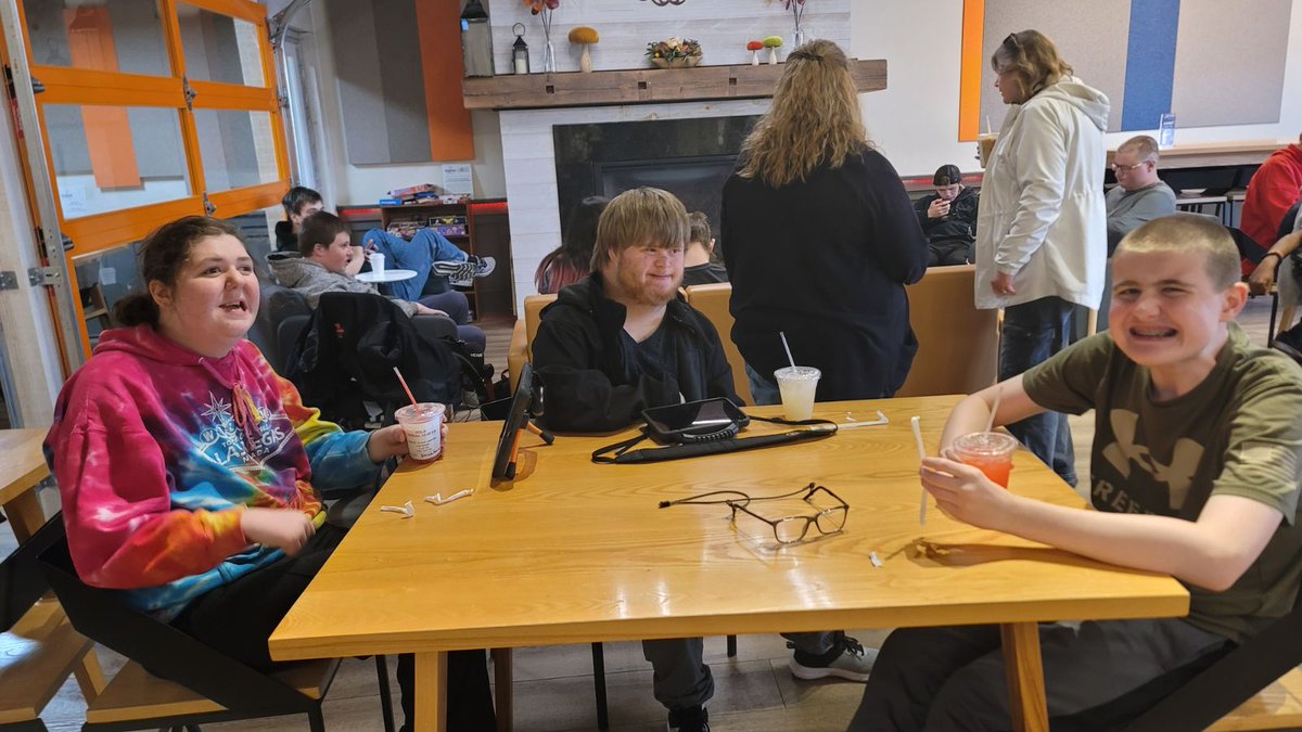 East Troy CSD tweet media