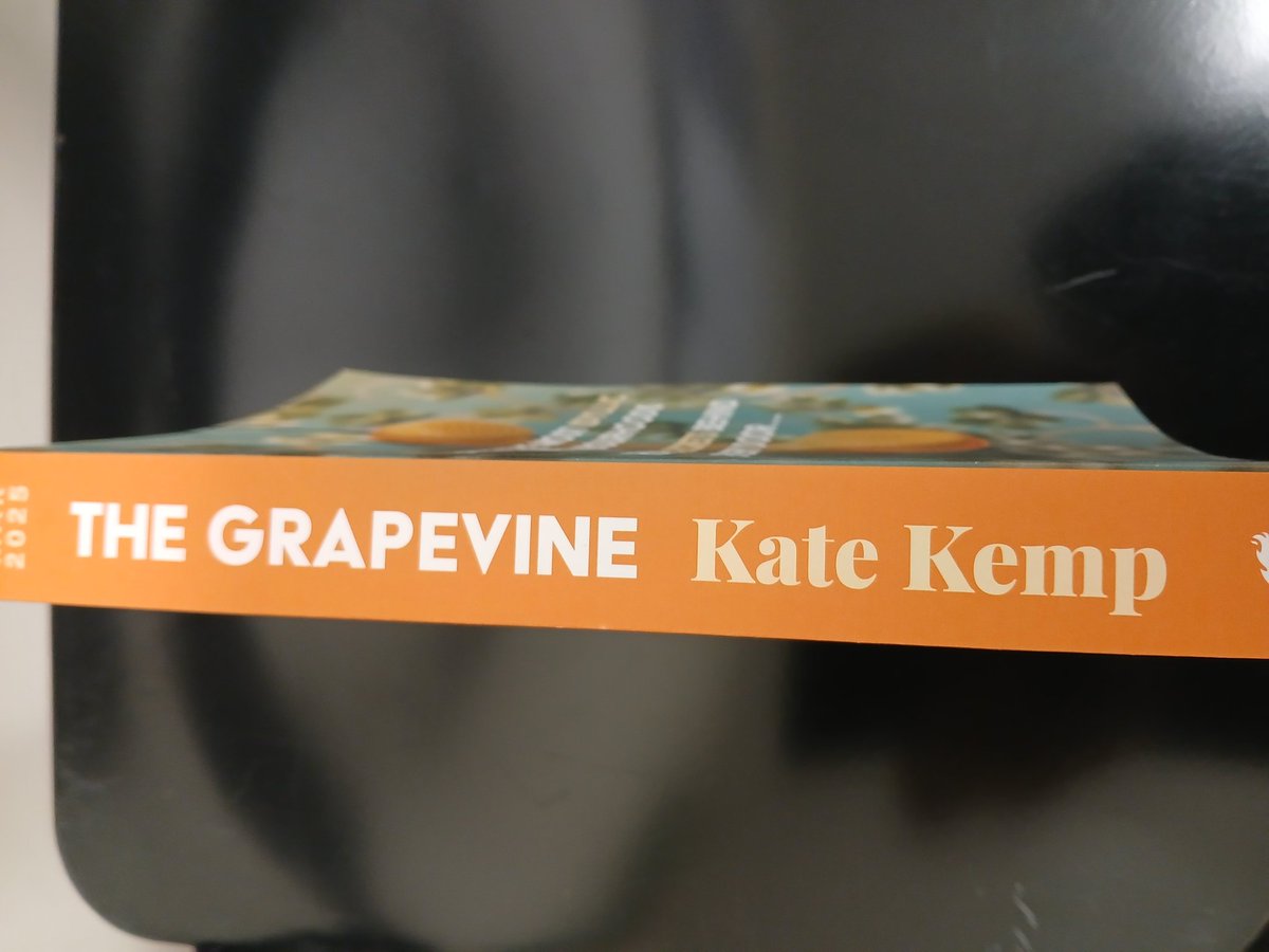 Some juicy book post today! <a href="/kate_kemp/">Kate Kemp</a> <a href="/Phoenix_Bks/">Phoenix Books</a>