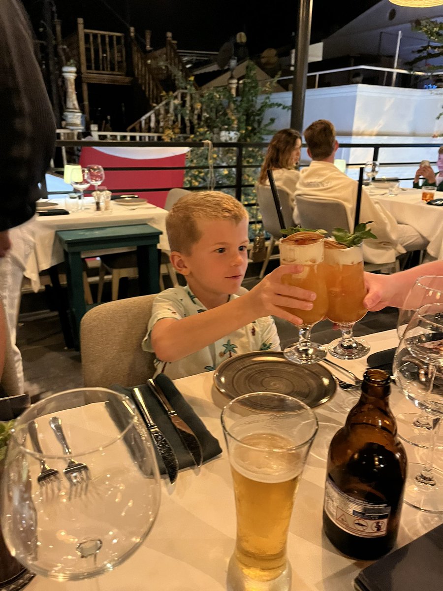 Becki Reay tweet media