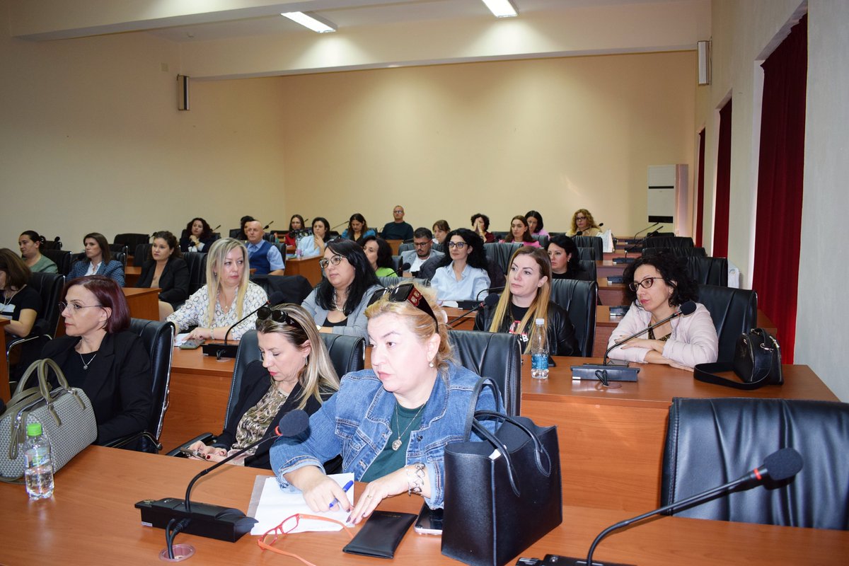 Uni_Elbasanit's tweet photo. Mr. Enrik Keco, representative of AADF, held a meeting with the academic staff of the University of Elbasan 'Aleksandër Xhuvani' regarding applications of 📝READ programs, emphasizing the importance of these projects for their professional development. 🚀@The_AADF @KecoEnrik https://t.co/T35D8zcKgW