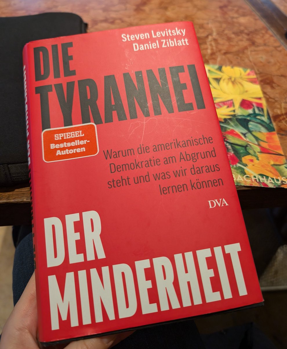 Raphaela Hobbach tweet media