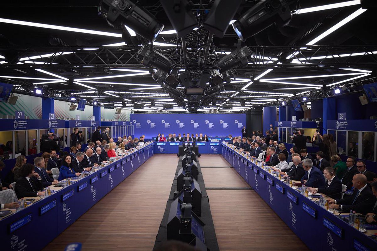 🇺🇦👀 We need sufficient weapons, not support in negotiations, - Zelensky

▪️We cannot yet know what specific actions Trump will take. But we hope that America will become stronger;
▪️North Korea is now, in fact, waging a war in Europe;
▪️Some of those present here strongly