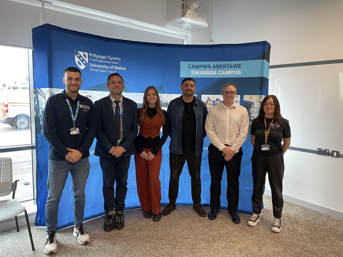 csgIT's tweet image. CSG were thrilled to have been a part of the #HMGovernment Cyber Explorers Careers Day at the University of Wales Trinity Saint David @UWTSD. 

Co-ran by #CyberExplorers, QA Ltd and @Technocamps , this event ignited curiosity in students about careers in cyber security 👏