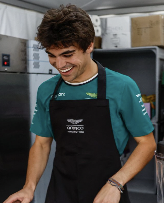 Try out some of these cozy comfort foods with fresh fall-inspired ingredients from Krown Produce and <a href="/lance_stroll/">Lance Stroll</a>!

🌶️🍂 Hearty Squash &amp; Black Bean Chilli

🥣🍁 Maple-Roasted Squash Soup

🍏🍞 Apple &amp; Walnut Crostini