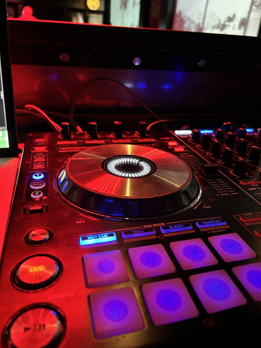 LythamEvent's tweet photo. 🎉 Tonight in Lytham! 

📱 @SpeedQuizzing  in @Thecountylytham from 8:30pm with @djpaulobrien 

⏯️ Then onto Marvin’s in Lytham for RnB throwbacks until midnight!

#Lytham #Quiz #DJ #Rnb https://t.co/6V9aAOBMom