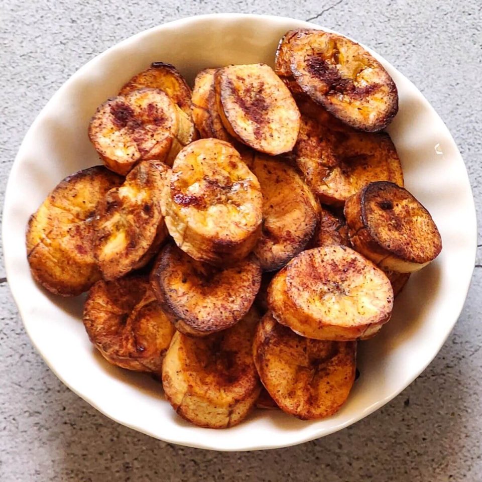 Enjoy Caribbean cuisine at Temper &amp; Brown in the Jewellery Quarter every Sunday! Savour the ‘Reggae Roast’ with dishes like shredded beef, crunchy chicken thighs, crispy roast potatoes and Cajun Soul gravy. Enjoy reggae music, rum and a lively community vibe!