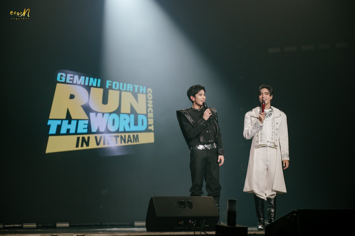 NJoin2023's tweet photo. [GEMINI FOURTH RUN THE WORLD CONCERT IN VIETNAM]

Thank you for making this moment truly special and unforgettable. Your presence has filled it with so much meaning 💕

#GFRunTheWorldConcertinVN https://t.co/ctSPTggBNg