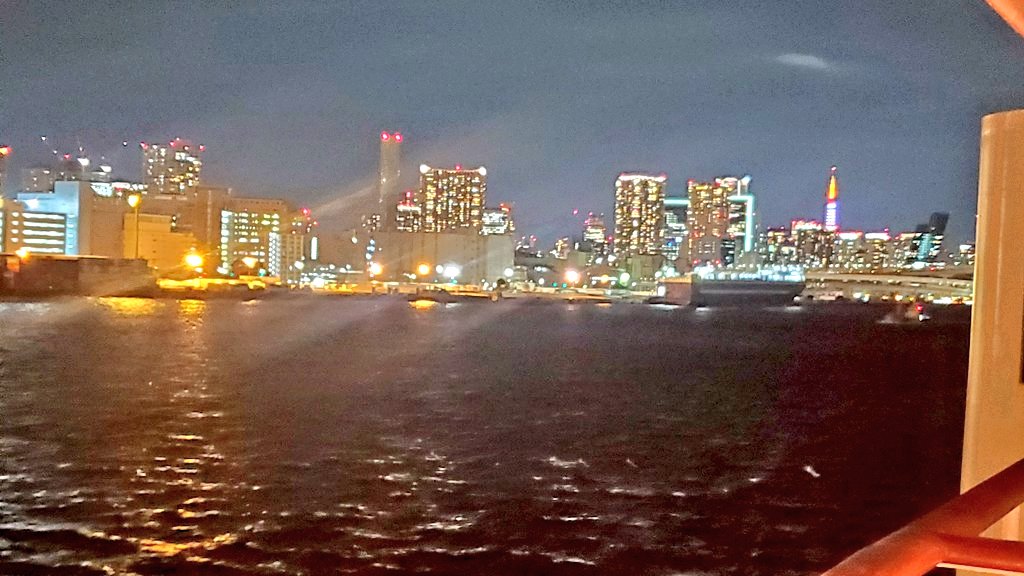 keitamuj's tweet photo. 東京の夜景観るならクルージングかなと思って乗船してみたけど、
正解でした👍️💯

東京タワーもレインボーブリッジも観れたので田舎もんは満足です😊 https://t.co/3ZjmsduEzn