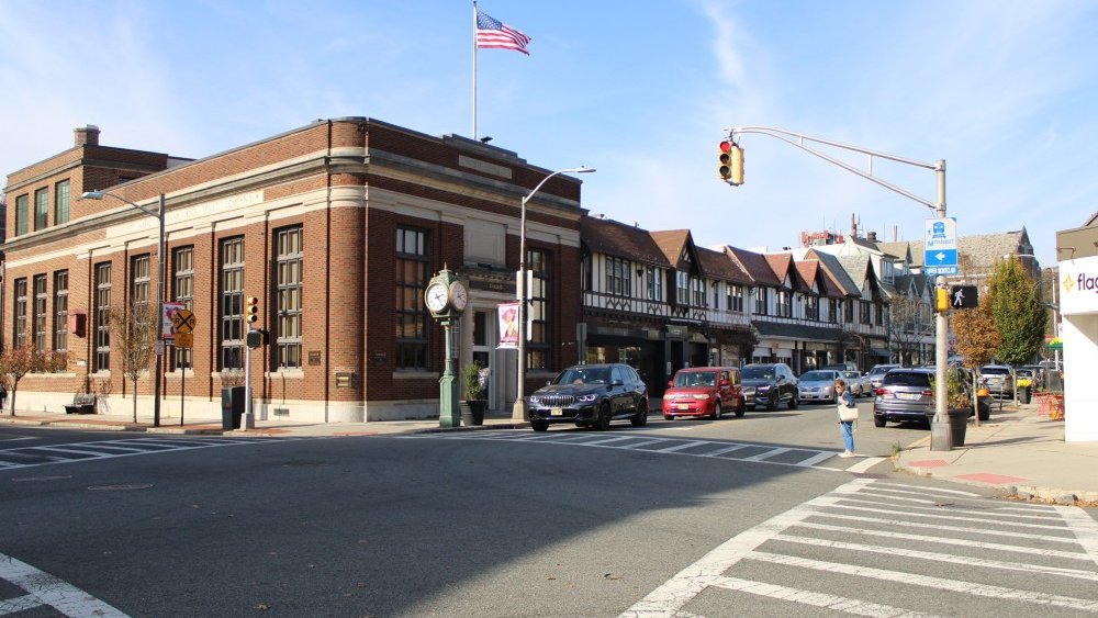 116 events in the Montclair + Northern NJ area this weekend | November 7-13, 2024: themontclairgirl.com/montclair-esse…