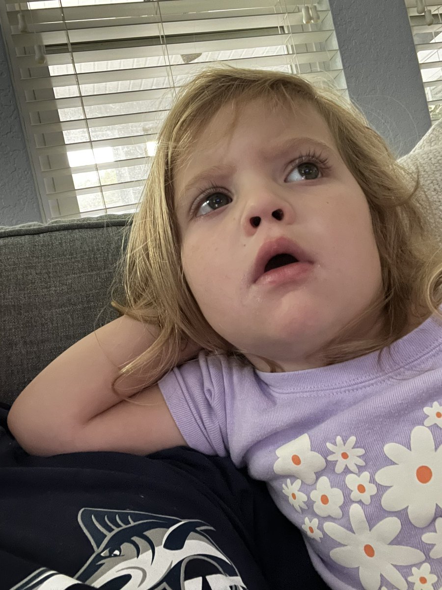 ElliottSaysWhat's tweet photo. I hope this little girl of mine knows, she can lean on me forever. #MyRy https://t.co/g7T7LuXGBD