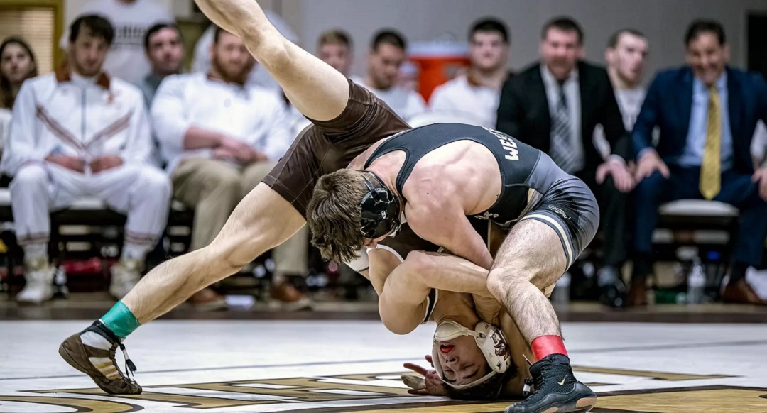 New Weight, No Problem for Army's Ethan Berginc eiwawrestling.org/sports/wrest/2…